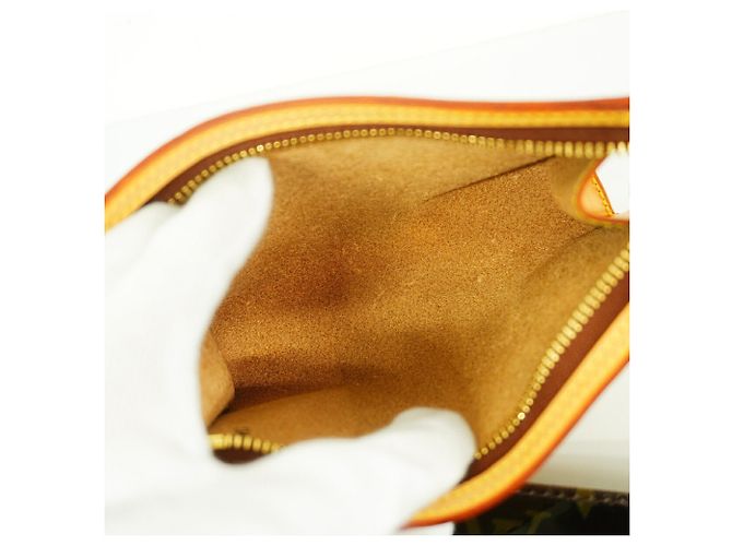 Borsa Cabas Cruise Louis Vuitton Monogram Vinyl Marrone - vista 10