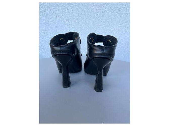JW Anderson Sandali con tacco J.W. Anderson in pelle nera Nero - vista 4