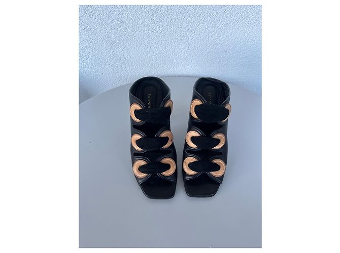 JW Anderson Sandali con tacco J.W. Anderson in pelle nera Nero - vista 8