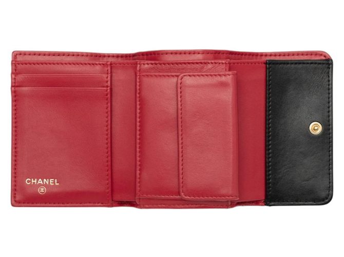 Cartera tri-fold Chanel 19 Dixneuf Coco Mark Negro Roja - vista 5