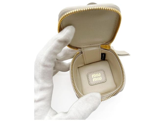 Portachiavi Miu Miu Matelassé Beige D'oro - vista 5