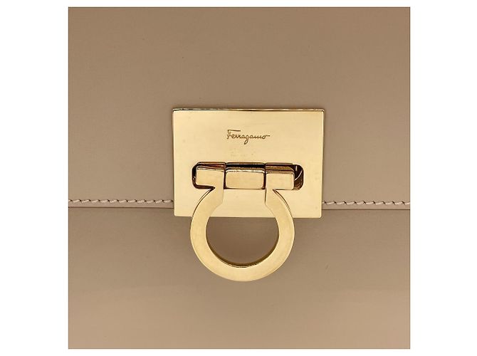 Borsa Salvatore Ferragamo Gancini Beige D'oro - vista 13