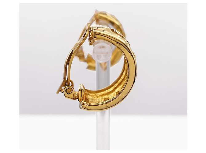 Orecchini a cerchio Chanel Vintage Logo Cutout D'oro - vista 5