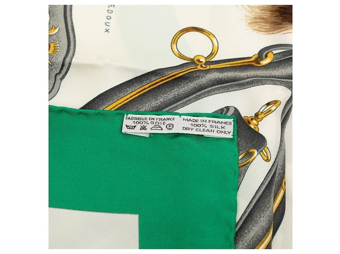 Hermès Attelage en Arbalete Seidentuch Weiß 90 - Ansicht 4