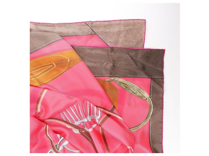 Hermès Carré 140 "Projets Carres au Crayon" Seidentuch in Rosa Pink - Ansicht 3