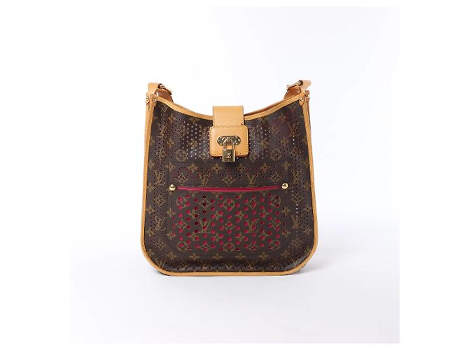 Borsa a tracolla Louis Vuitton Musette Monogtam Perfo in Brown x Pink M95172 Rosa - vista 2