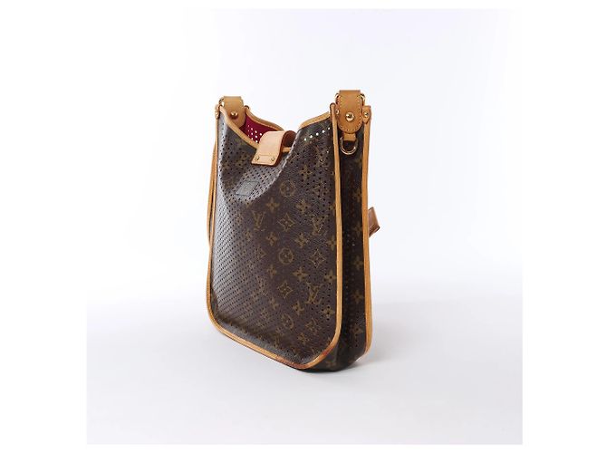 Borsa a tracolla Louis Vuitton Musette Monogtam Perfo in Brown x Pink M95172 Rosa - vista 4