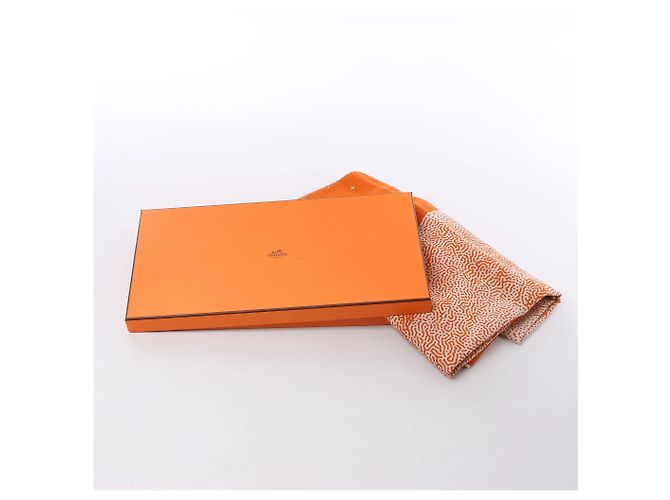 Hermès Carré 140 "CLAIR DE LUNE" Kaschmir x Seidentuch in Orange - Ansicht 15
