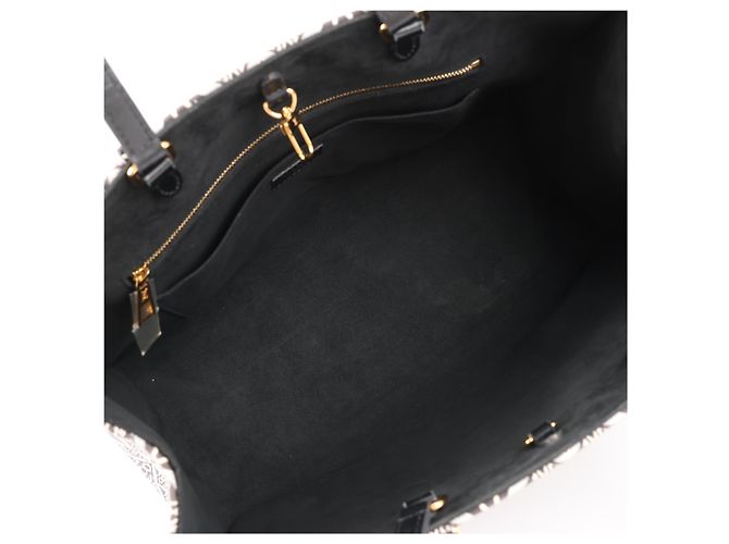 Borsa Louis Vuitton Since 1854 OnTheGo GM in Black x White M57207 Nero - vista 18