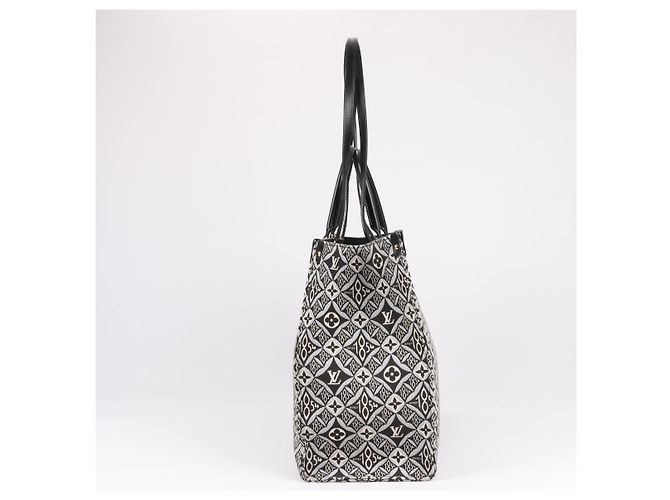 Borsa Louis Vuitton Since 1854 OnTheGo GM in Black x White M57207 Nero - vista 3