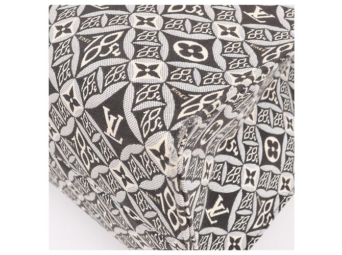 Borsa Louis Vuitton Since 1854 OnTheGo GM in Black x White M57207 Nero - vista 9