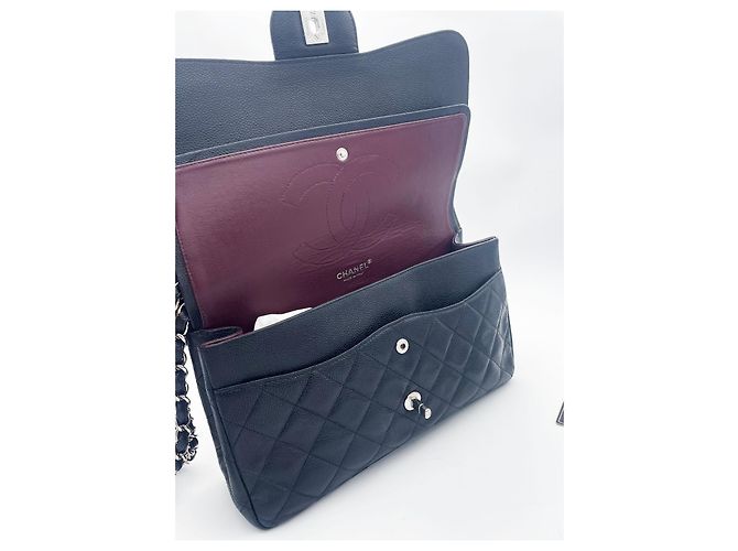 Timeless Bolso Chanel medium flap clásico en piel caviar negra Negro - vista 14