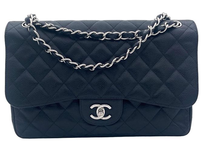 Timeless Bolso Chanel medium flap clásico en piel caviar negra Negro - vista 2