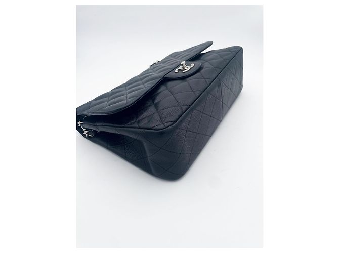 Timeless Bolso Chanel medium flap clásico en piel caviar negra Negro - vista 8