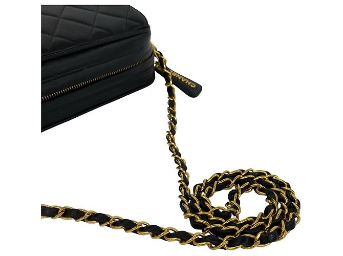 Borsa a tracolla Chanel Matelassé in pelle d'agnello nera Nero - vista 4