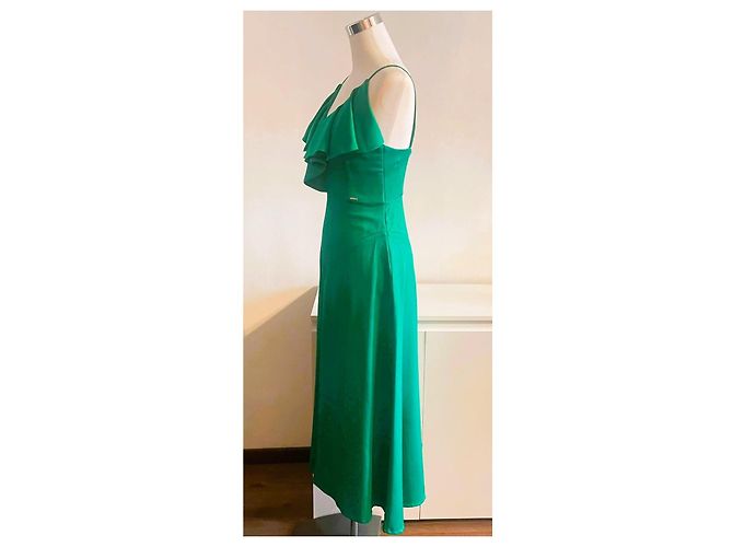 Prachtvolles smaragdgrünes MARCIANO Maxikleid mit Rüschen - Ansicht 17