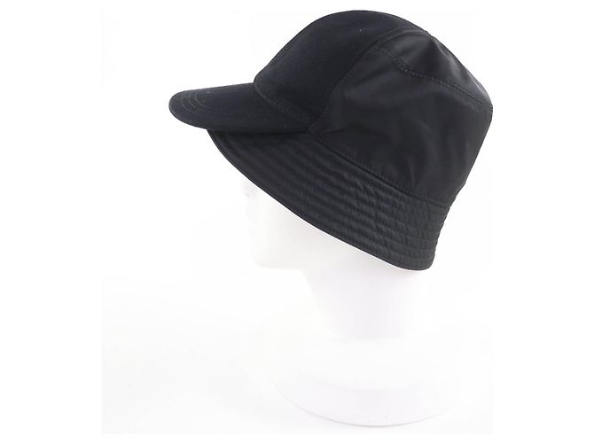 Sombrero Bucket Prada Re-Nylon Negro - vista 3