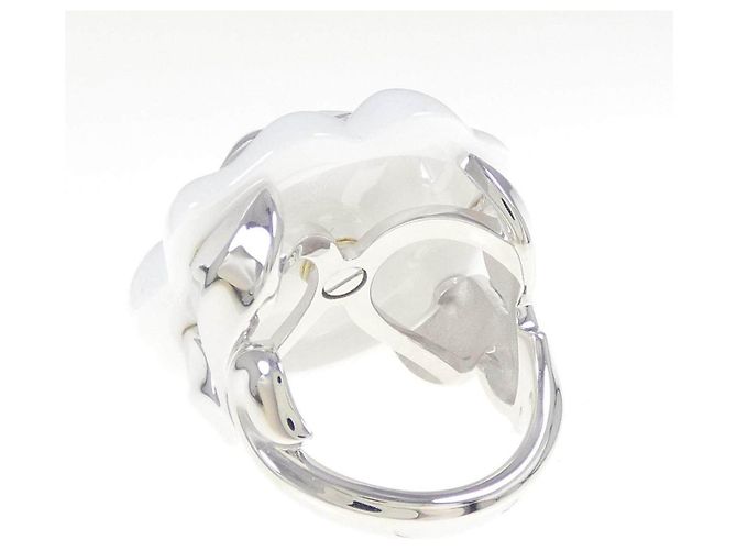 Anello Chanel Camellia Large in Oro Bianco e Diamanti - vista 3