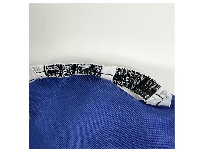 Hermès Foulard Hermes Carre 90 Chocs en Plumes Blu Multicolore - vista 3
