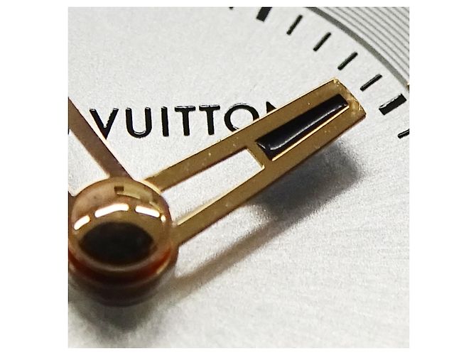 Reloj Louis Vuitton Tambour Moon Dual Time para mujer - vista 12