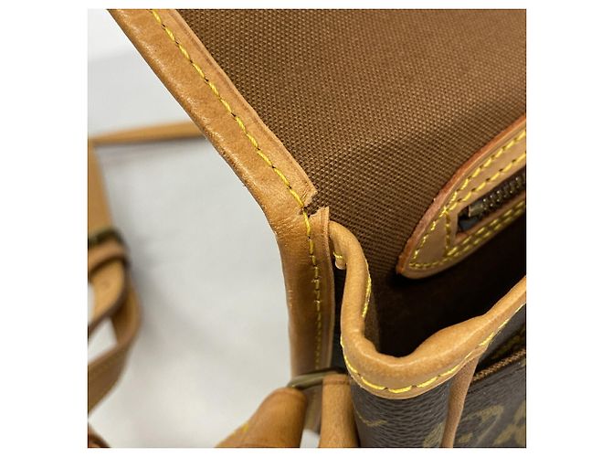 Borsa a tracolla Louis Vuitton Monogram Gibeciere PM Marrone - vista 7
