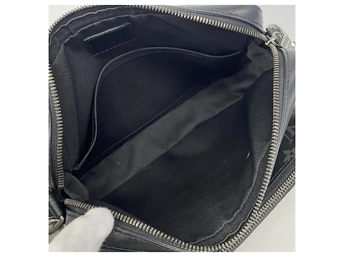 Borsa a tracolla Louis Vuitton Monogram Eclipse Reverse Trio Marrone Nero - vista 4