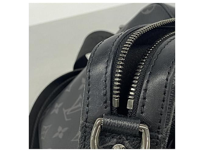 Borsa a tracolla Louis Vuitton Monogram Eclipse Reverse Trio Marrone Nero - vista 7