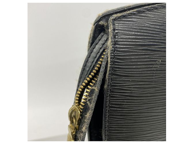 Borsa a tracolla Louis Vuitton Epi Saint Jacques Nero - vista 6