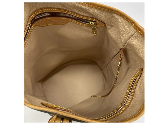 Borsa Tote Louis Vuitton Monogram Bucket GM Marrone - vista 4