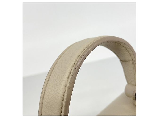 Bolso Louis Vuitton Lockme Ever MINI Gris - vista 8