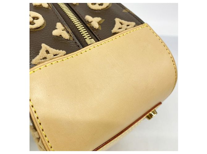 Louis Vuitton Monogram Tuftage 3D Deauville Cube Handtasche Beige - Ansicht 9