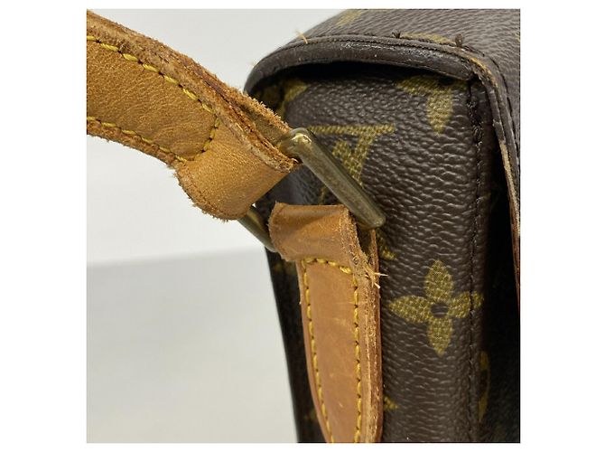 Borsa a tracolla Louis Vuitton Monogram Saint Cloud GM Marrone - vista 11