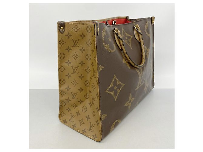 Borsa Tote Louis Vuitton Monogram Giant Reverse OnTheGo GM Marrone - vista 2