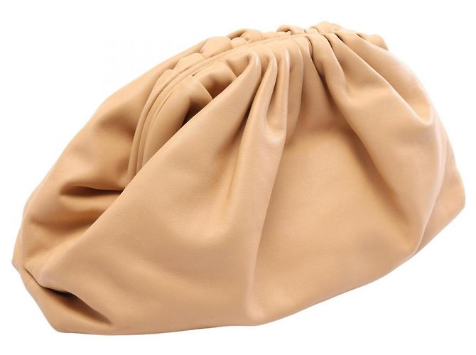 Borsa a mano pouch Bottega Veneta in pelle beige - vista 2