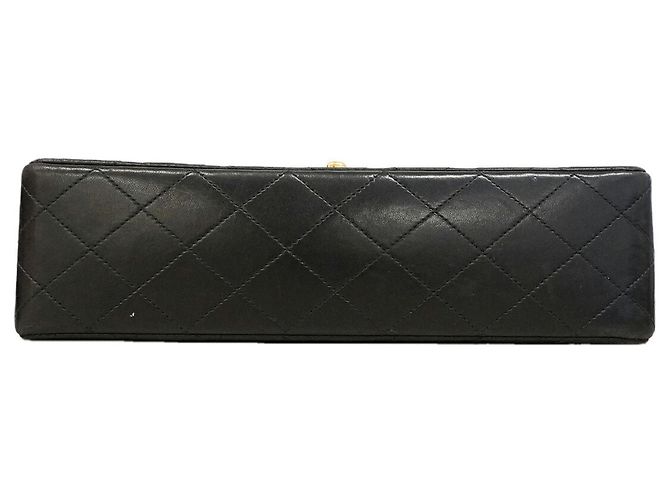 Chanel Matelassé Shoulder Bag Black - view 3