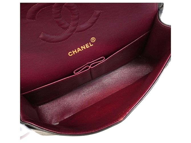 Chanel Matelassé Shoulder Bag Black - view 4