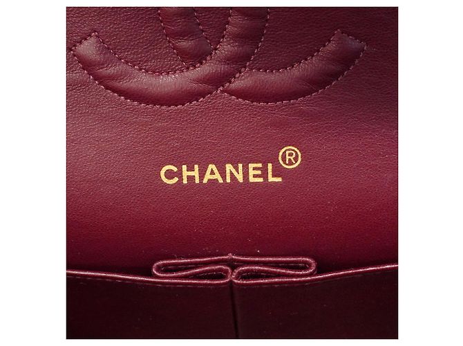 Chanel Matelassé Shoulder Bag Black - view 5