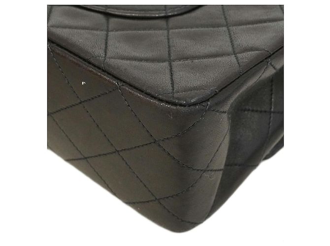Chanel Matelassé Shoulder Bag Black - view 6