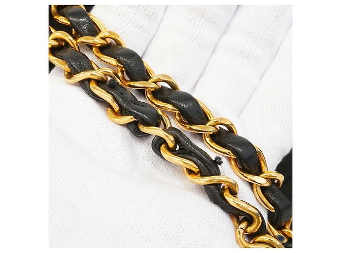 Chanel Matelassé Shoulder Bag Black - view 9