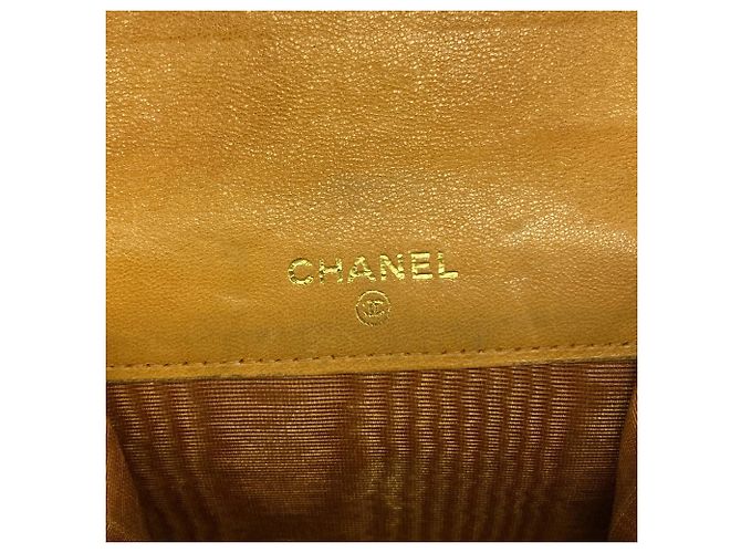 Monedero Chanel de piel de becerro granulada naranja - vista 4
