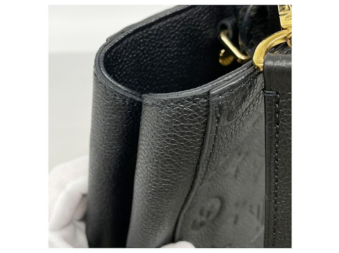 Borsa Louis Vuitton Monogram Empreinte Montaigne MM Nero - vista 7