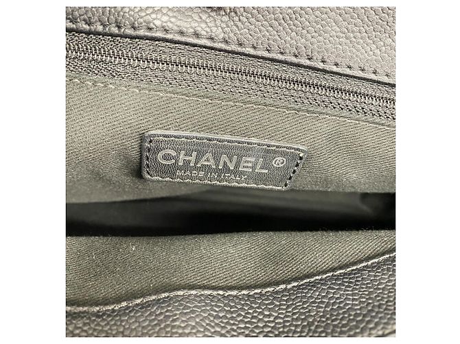 Borsa Tote Chanel in pelle di vitello martellata nera Nero - vista 5