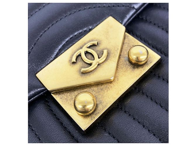 Borsa a tracolla Chanel in pelle d'agnello nera Nero - vista 10