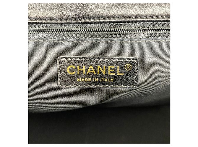 Borsa a tracolla Chanel in pelle d'agnello nera Nero - vista 5