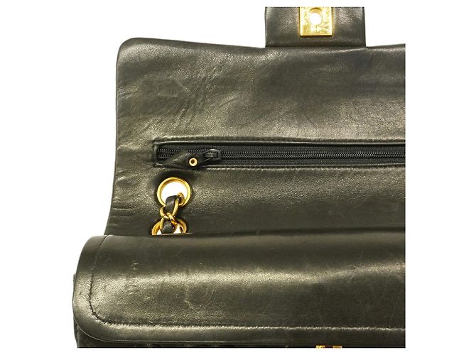 Chanel Matelassé Schultertasche Schwarz - Ansicht 8