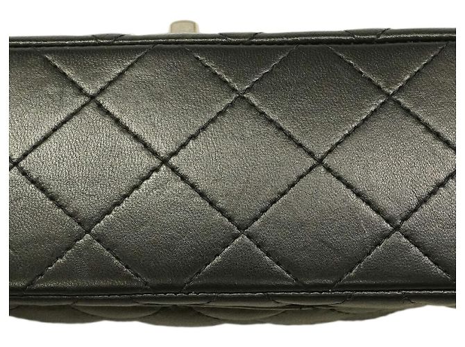 Timeless Borsa a tracolla Chanel Mini Matelassé con catena Nero - vista 10