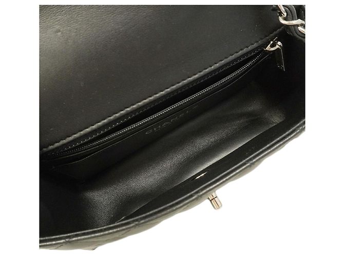 Timeless Borsa a tracolla Chanel Mini Matelassé con catena Nero - vista 4