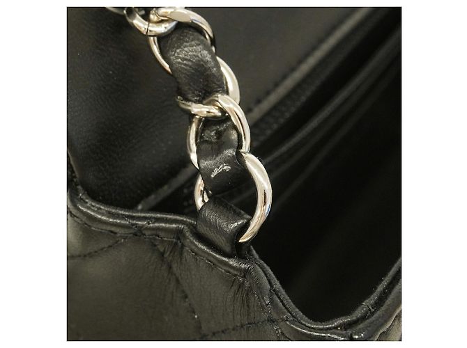 Timeless Borsa a tracolla Chanel Mini Matelassé con catena Nero - vista 7