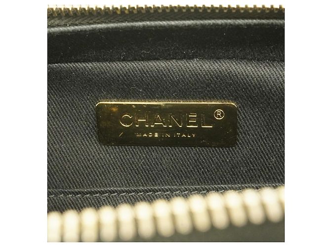 Borsa Vanity Chanel in vitello granulato nero - vista 5