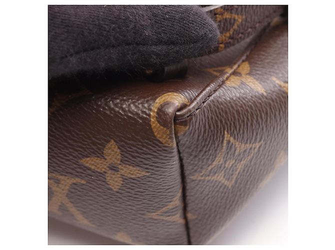 Louis Vuitton Excursion PM Monogram Mochila/Bolso 2-way Castaño - vista 7